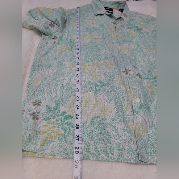 Tommy Bahama Green Tropical Casual Shirt - Picture 6 of 6